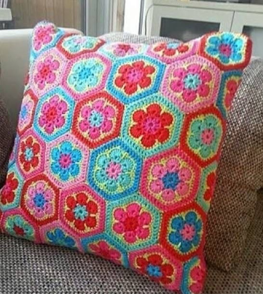 Six Petal Flower Hexagon Crochet Chart