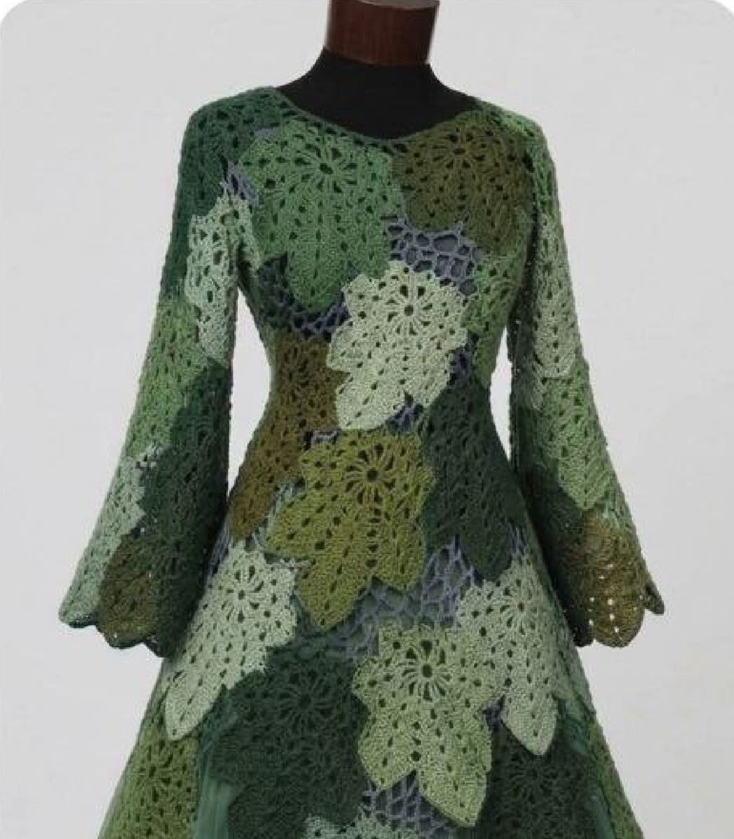 Maple Leaf Motif Dress Crochet Charts