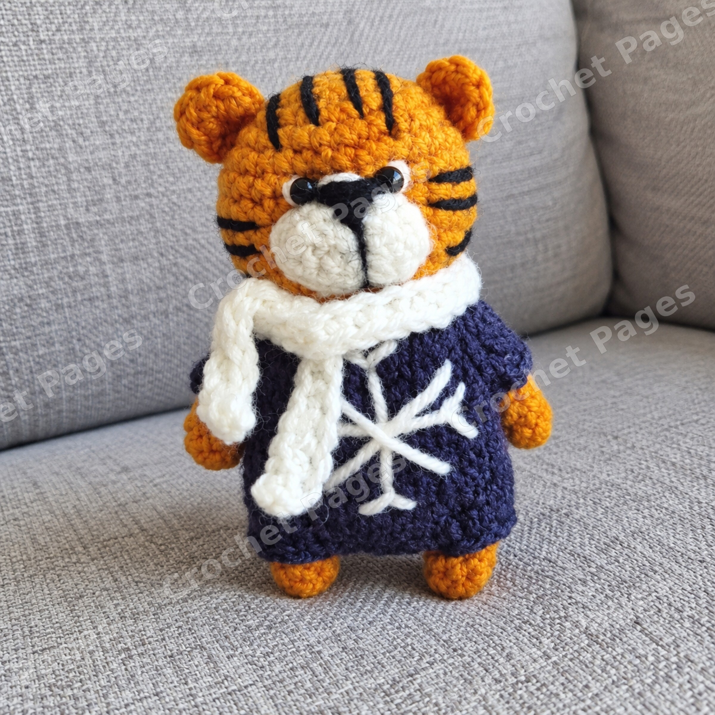 Tiny Winter Tiger crochet and knitting sample, view 2
