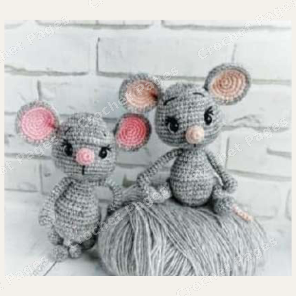 Little Mouse finished crochet project shown in the actual pattern photographs
